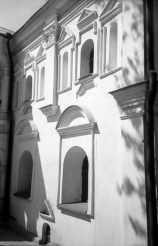 1978 р. Права частина головного фасаду…