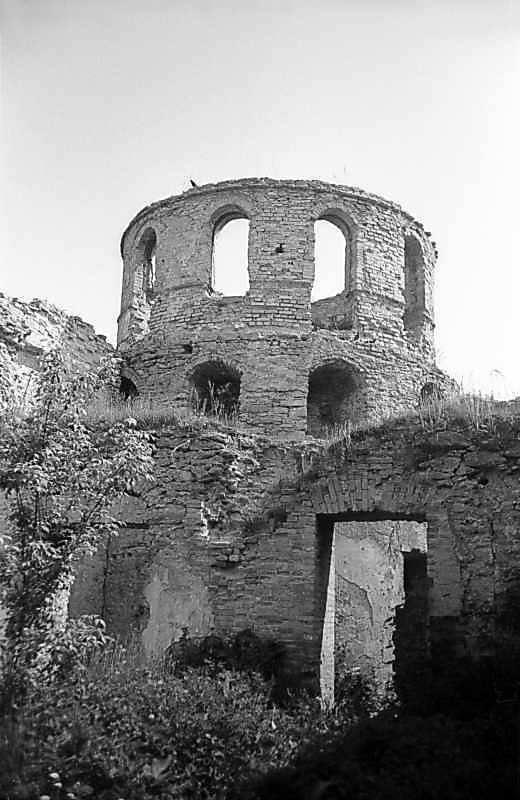 1978 р. Кругла башта в інтер’єрі…