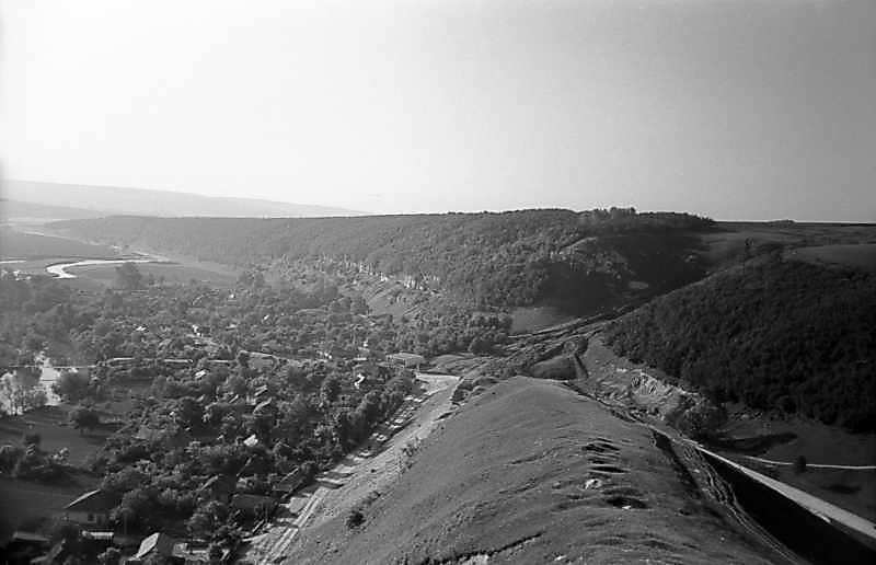 1978 р. Панорама села від замку.…