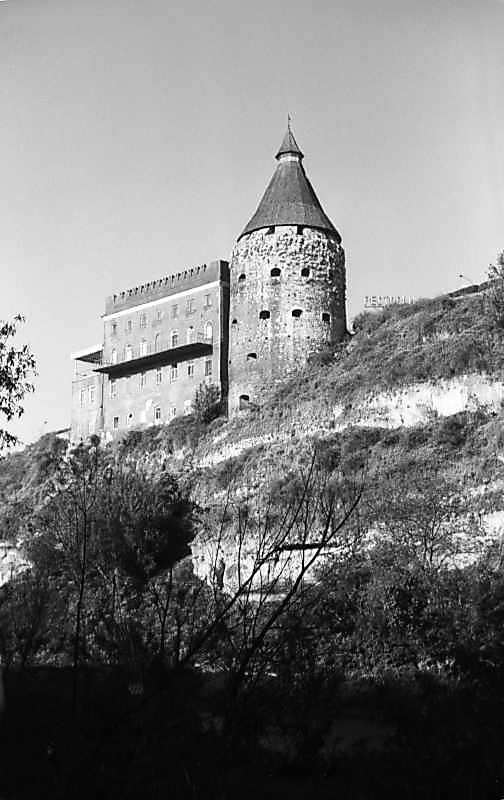 1979 р. Гончарська башта і синагога.…