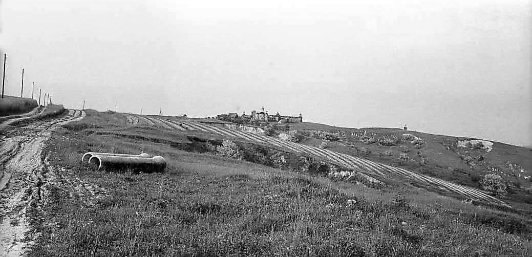 1982 р. Краєвид біля Ходосівки з декоративним давньоруським містом (для зйомок… 1982 р. Краєвид біля Ходосівки з…