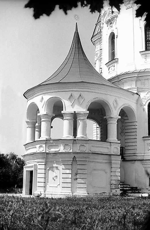 1983 р. Південно-східний ґанок. Вигляд…