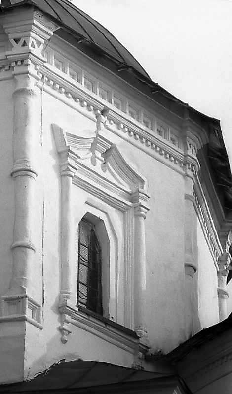 Південно-східна грань восьмерика нави.…