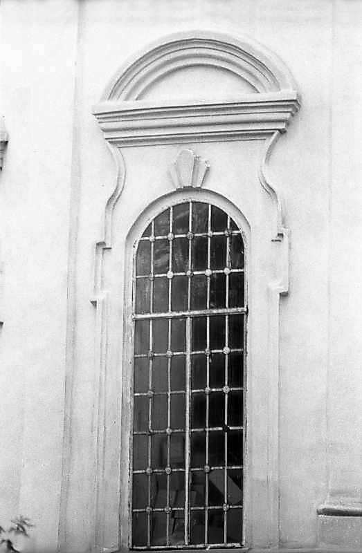 1983 р. Вікно вівтаря (?)