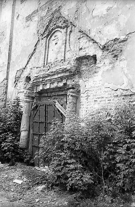 1983 р. Південно-східний портал.…