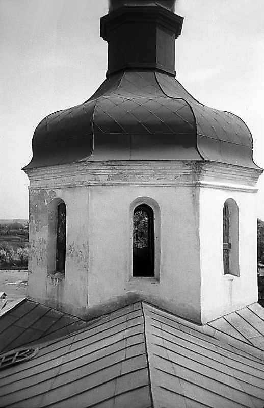 1984 р. Верх. Вигляд із заходу