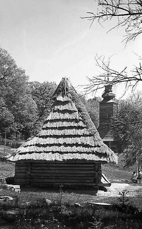 1984 р. Вигляд з торця із заходу, на…