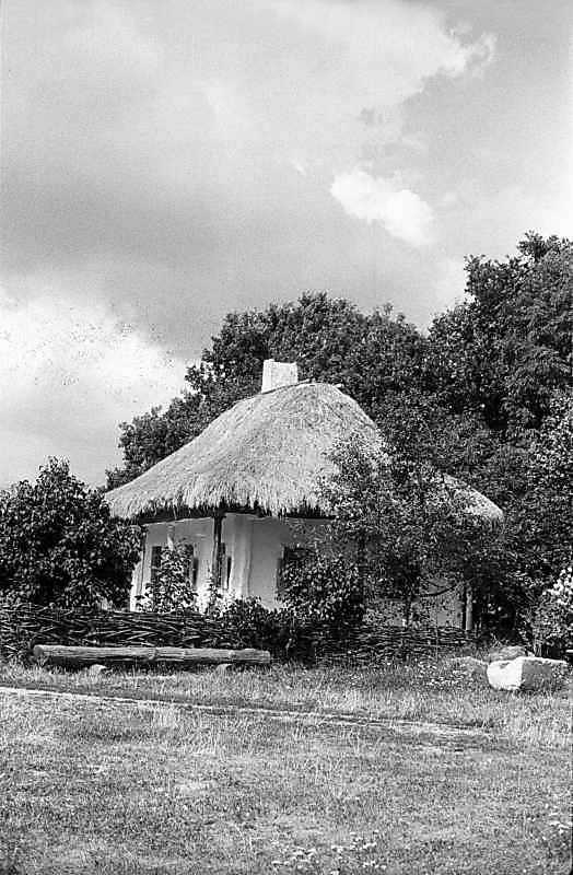 1984 р. Загальний вигляд з боку площі