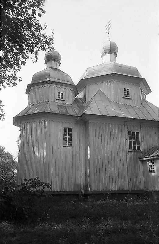 1985 р. Вівтар і нава. Вигляд з півночі