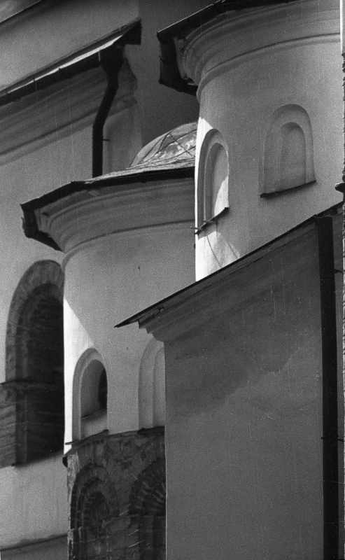 1986 р. Південно-східні апсиди. Вигляд…