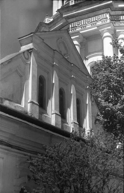 1983 р. Фронтон. Вигляд з південного…