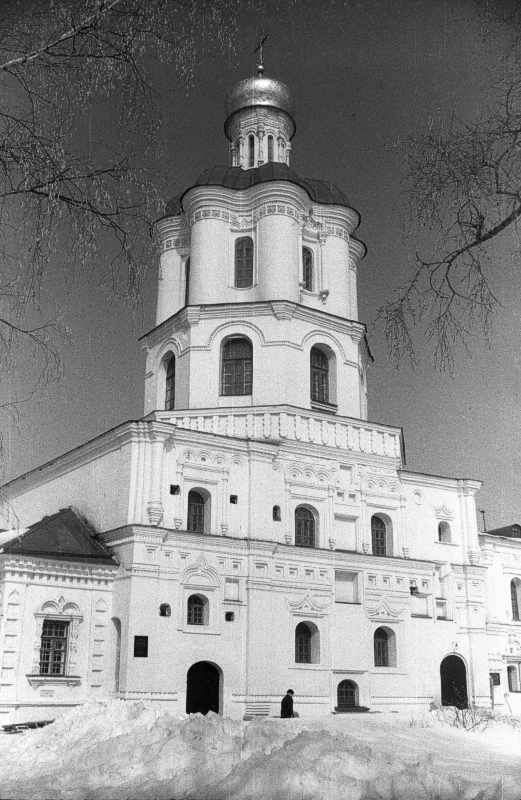 1987 р. Дзвіниця. Вигляд з південного…