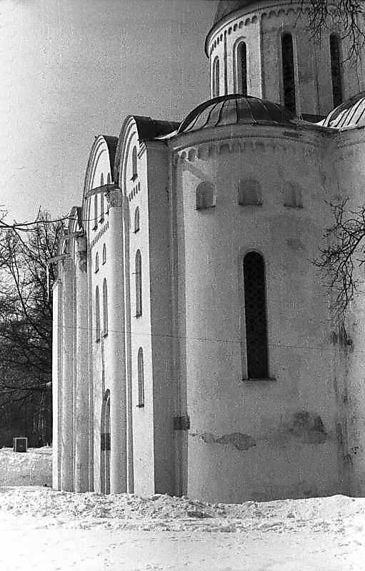 1987 р. Вигляд зі сходу