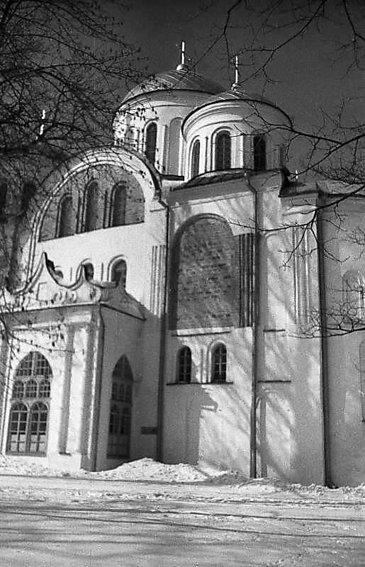 1987 р. Південний фасад. Вигляд з півдня