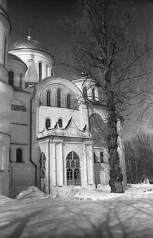 1987 р. Південний фасад. Вигляд з…