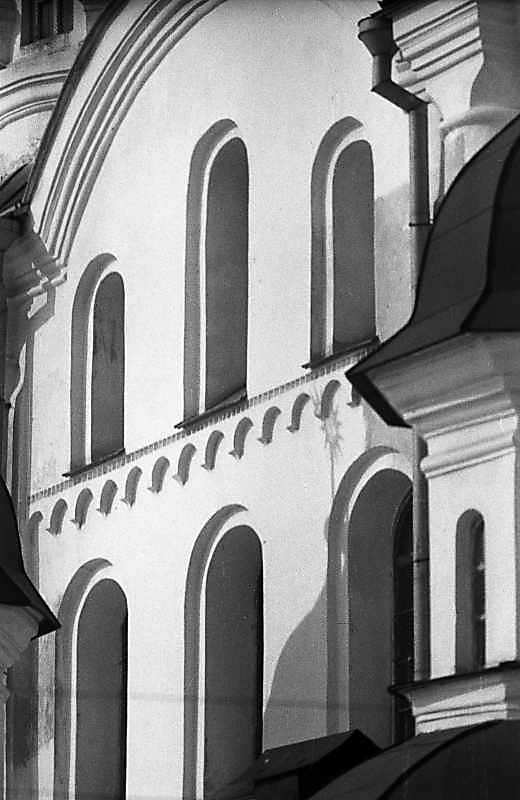 Центральне прясло південного фасаду