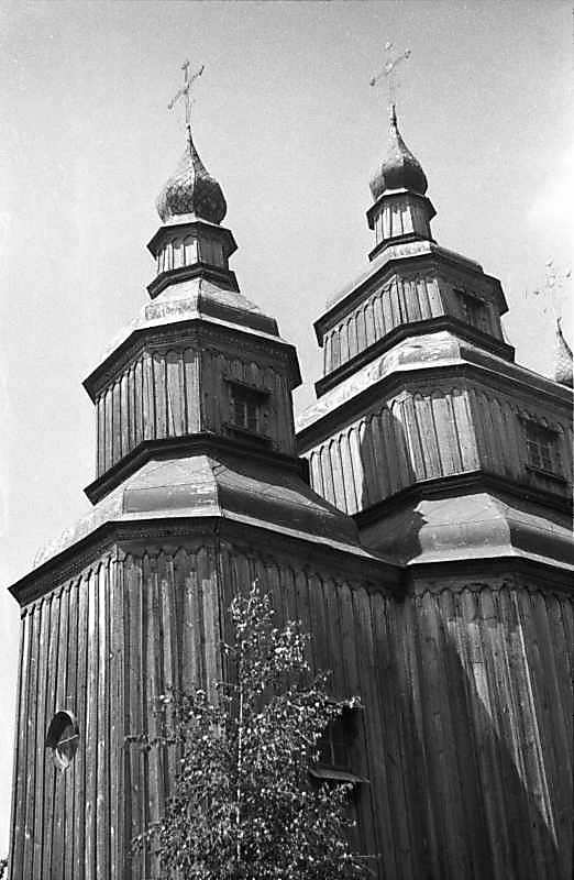 1987 р. Вівтар і нава. Вигляд з…