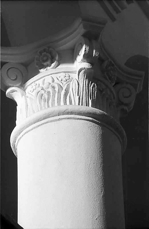 Капітель колони (2)