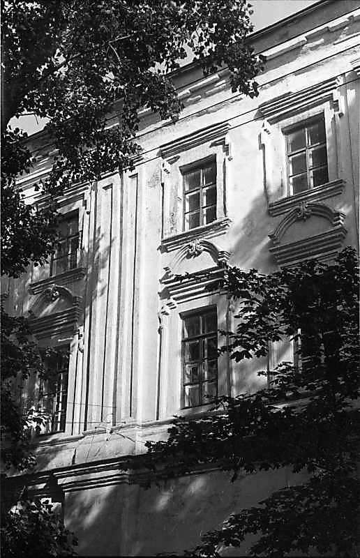 1987 р. Фрагмент північного фасаду