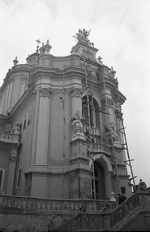 1987 р. Головний фасад. Вигляд зі сходу