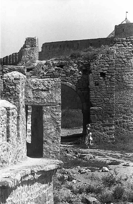 1986 р. Верхня частина брами 17 на тлі…