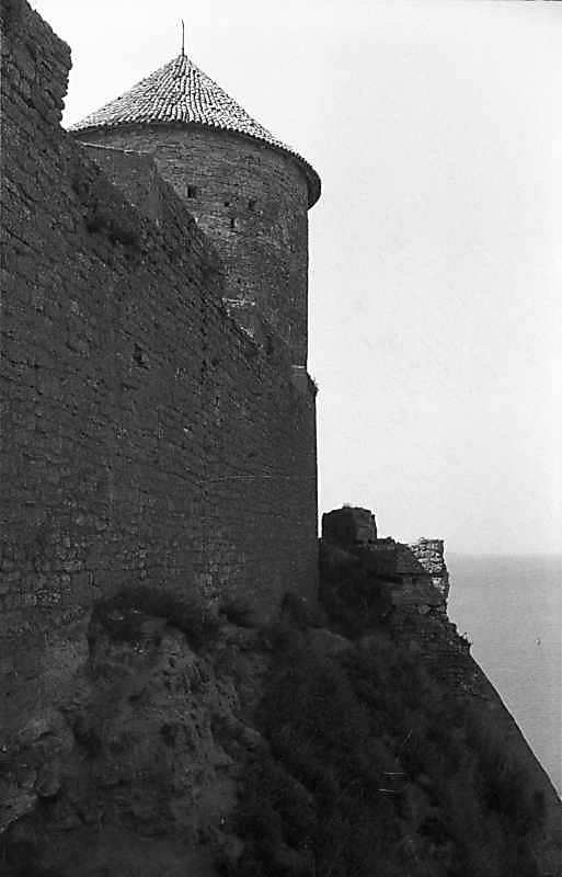 1987 р. Північний мур і башта 28.…