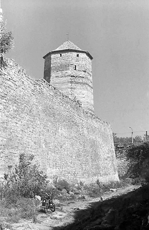 1987 р. Загальний вигляд із заходу, з…