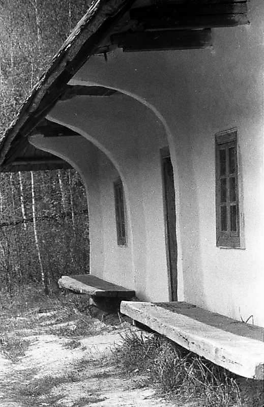 1988 р. Чільний фасад у ракурсі