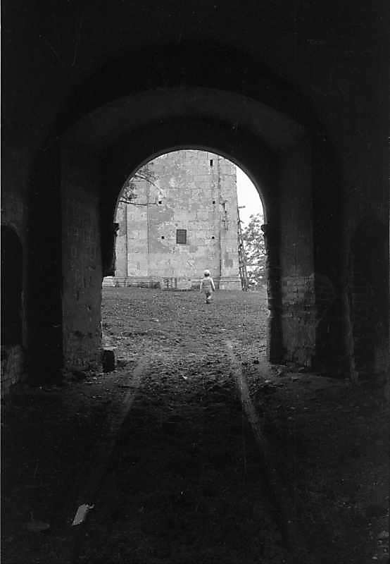 1988 р. Інтер’єр проїзду. Вигляд із…