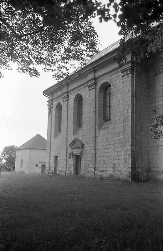 1988 р. Північний фасад Успенської…