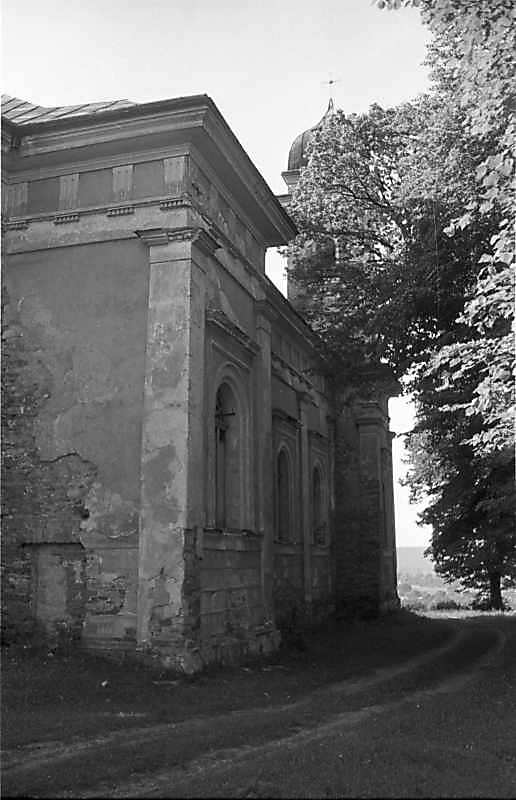 1988 р. Бічний фасад. Вигляд з позиції…