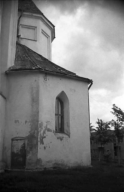 1988 р. Північно-східна прибудова.…