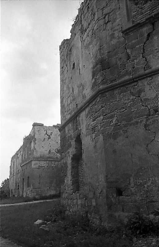 1988 р. Корпус 12, башти 1 і 3. Вигляд…