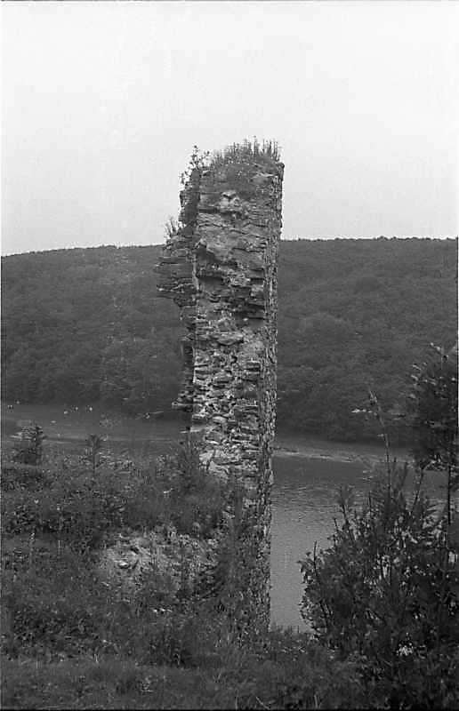 1988 р. Фрагмент муру. Вигляд із заходу