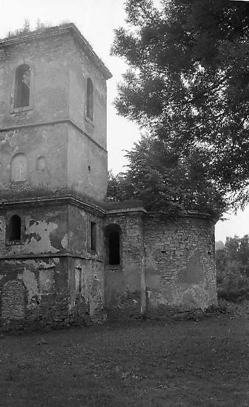 1988 р. Башта і вівтар. Вигляд з…