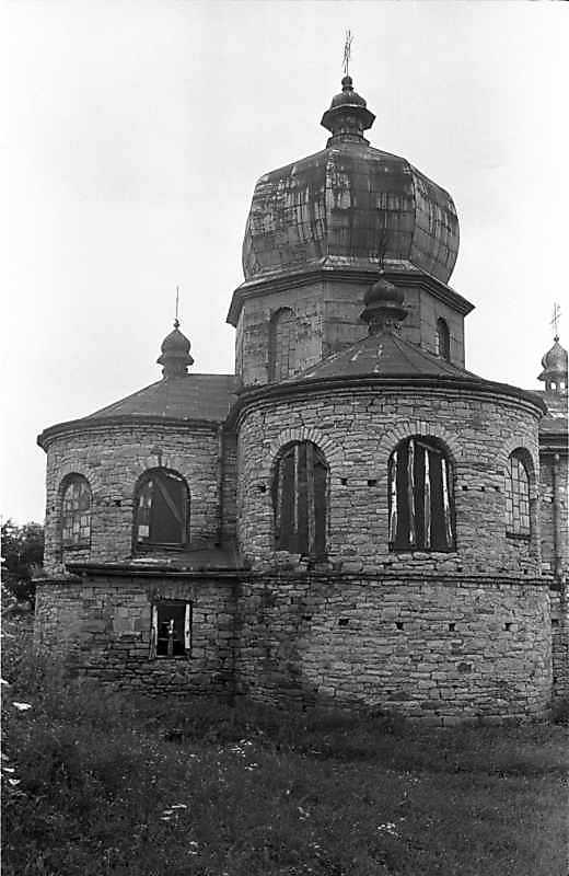 1988 р. Вівтар і нава. Вигляд з…