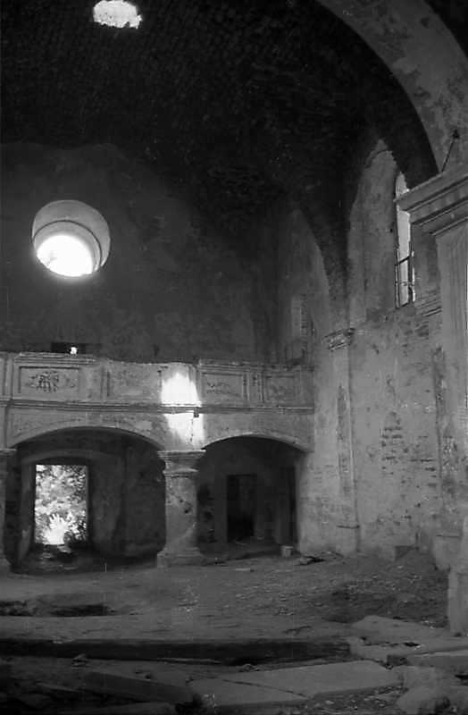 1988 р. Інтер’єр західної частини з…