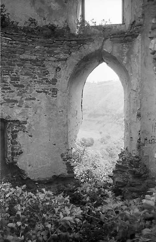 1988 р. Інтер’єр вікна 1-го ярусу