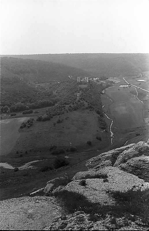 1988 р. Горб з палацом і костелом.…