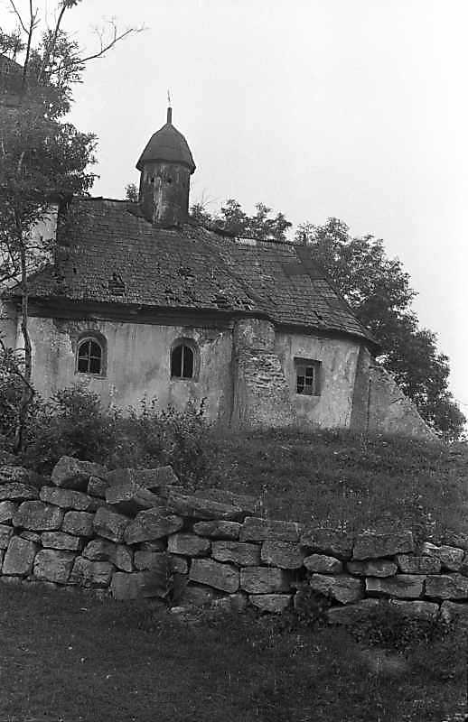 1988 р. Нава і вівтар. Вигляд з півночі