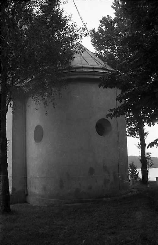 1988 р. Вівтар. Вигляд зі сходу