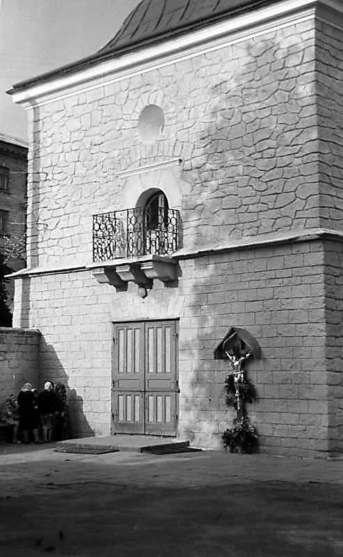 1988 р. Західний фасад. Вигляд з…