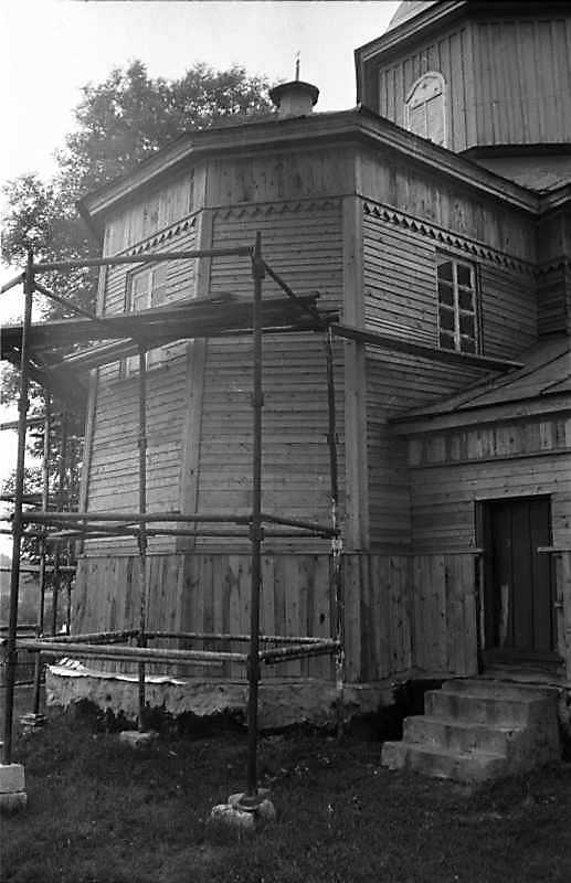 1988 р. Вівтар. Вигляд з північного…