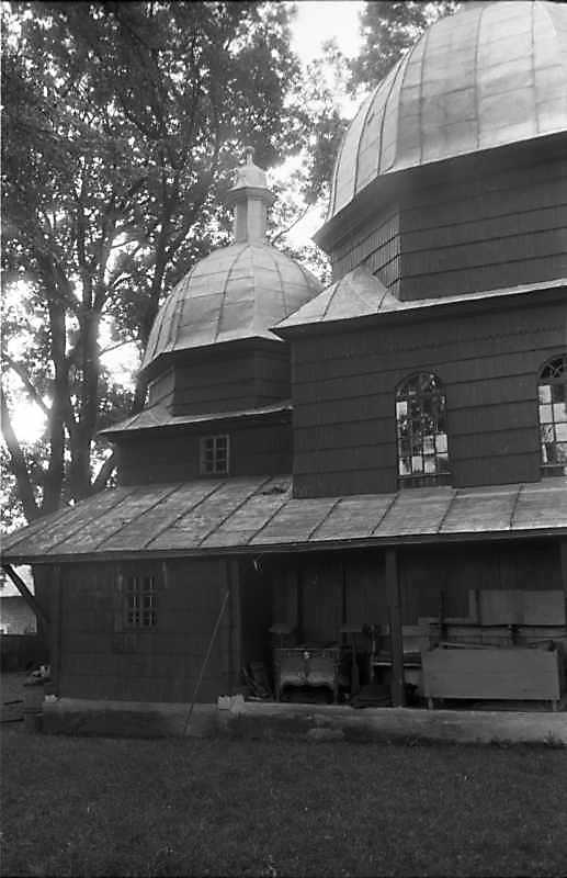 1988 р. Вівтар і нава. Вигляд з…