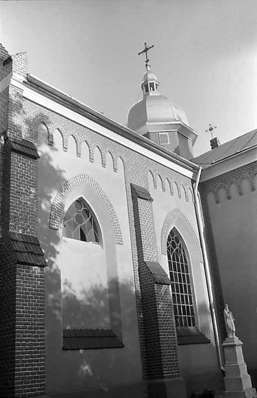 1988 р. Фрагмент бічного фасаду.…