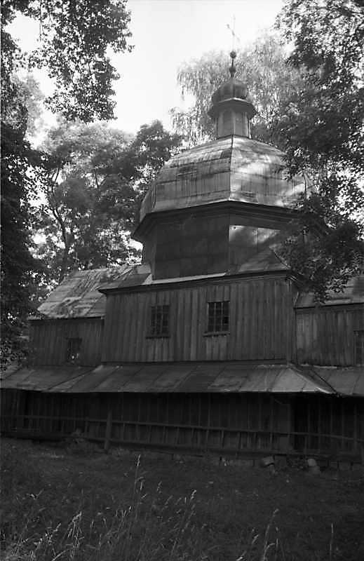 1988 р. Бабинець і нава. Вигляд з півдня