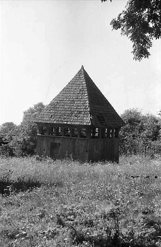 1988 р. Дзвіниця. Вигляд з північного…