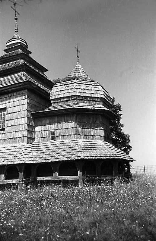 1988 р. Вівтар. Вигляд з південного…