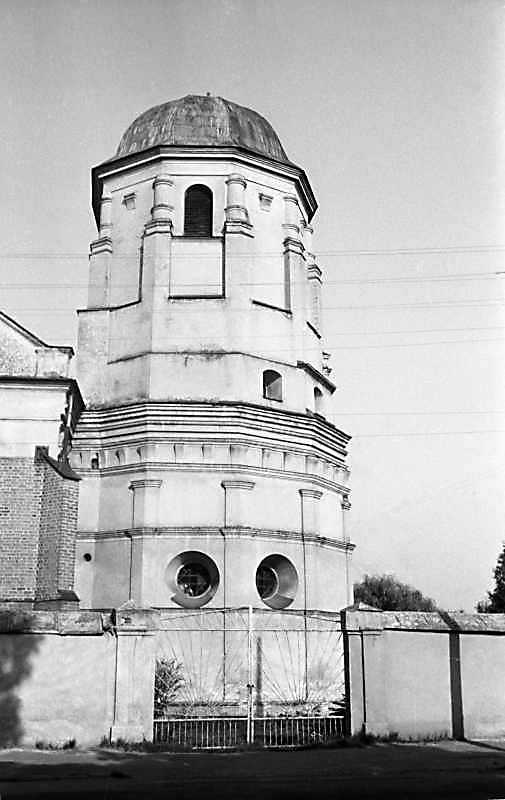 1988 р. Башта. Вигляд із заходу