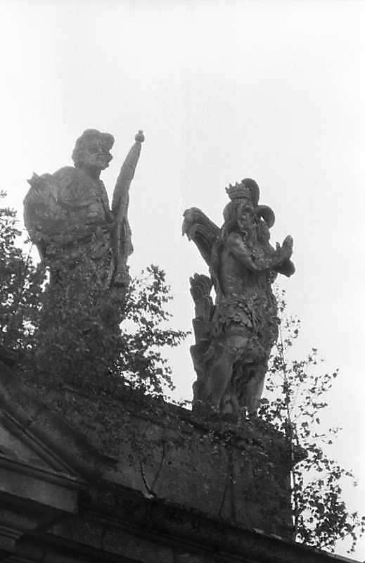 Постаті 7 і 8